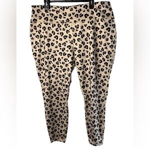 Crown & Ivy “Cabana” Animal Print Plus Size Spandex Blend Leggings